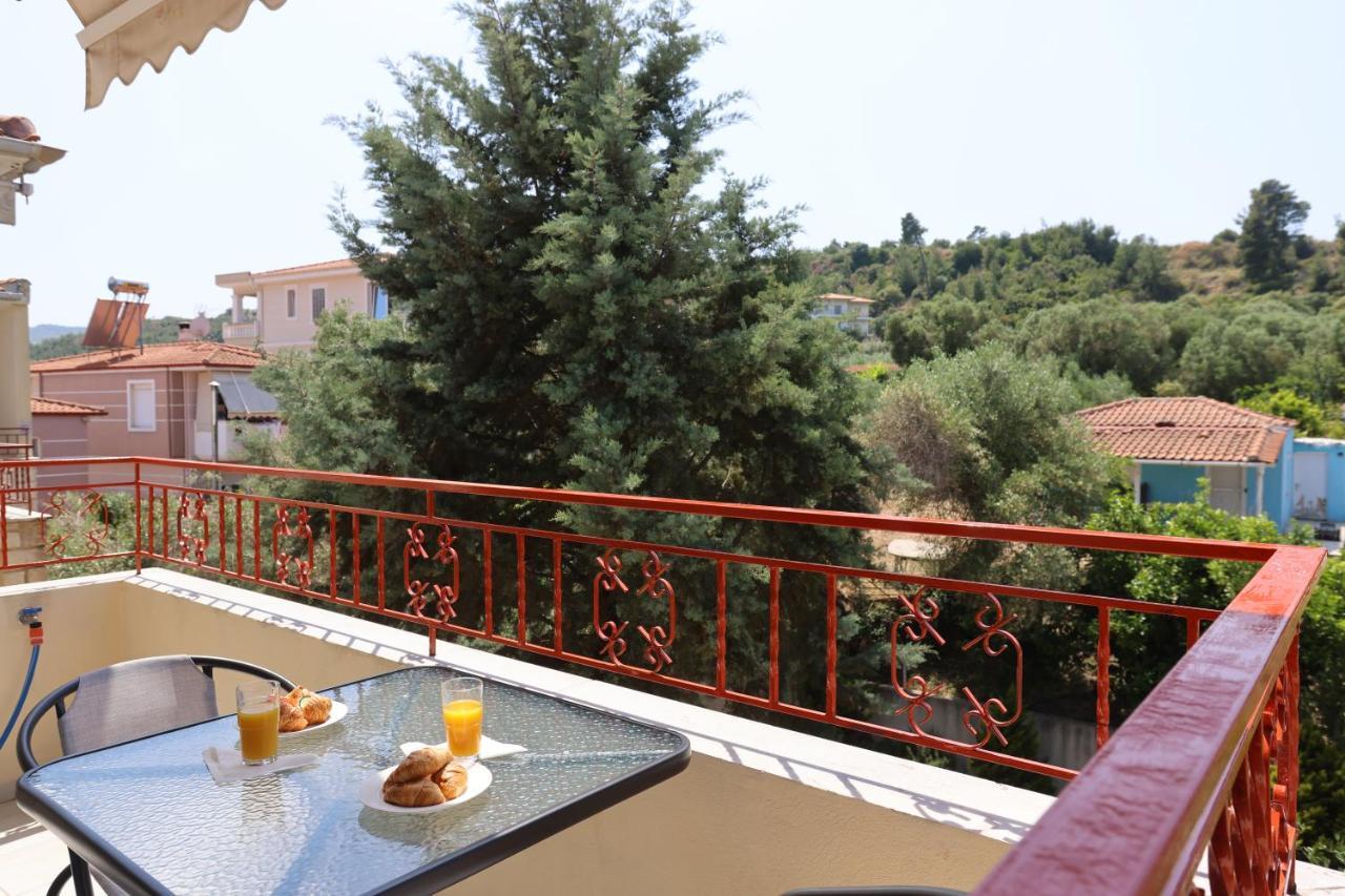 Summer Suite - Premium Apartment Pefkochori Eksteriør bilde