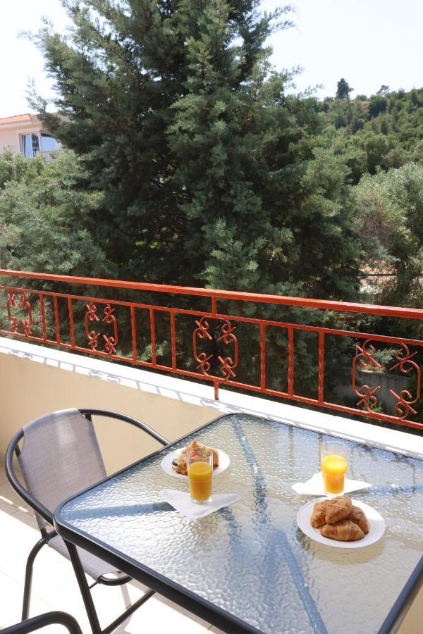 Summer Suite - Premium Apartment Pefkochori Eksteriør bilde